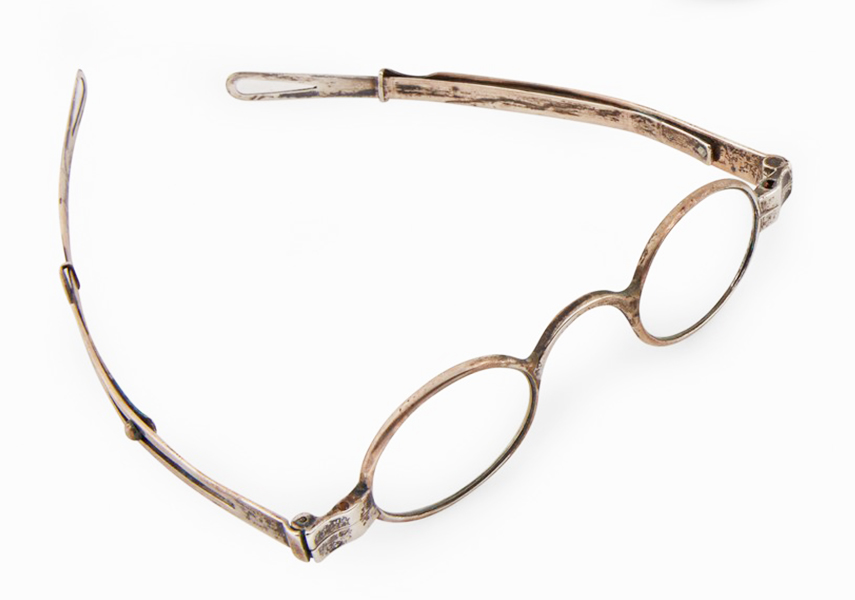 男のメガネ考“シルバーフレーム” | メガネをもっと楽しむ世界を創る 